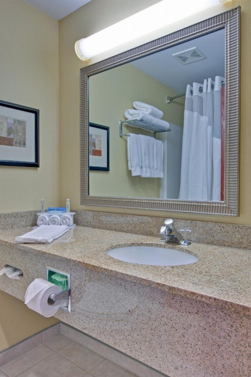 Holiday Inn Express Sault Ste Marie image 1